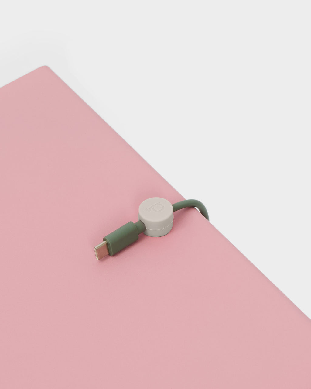 Pedestal Cable Clips Cable Managers 028 Oat