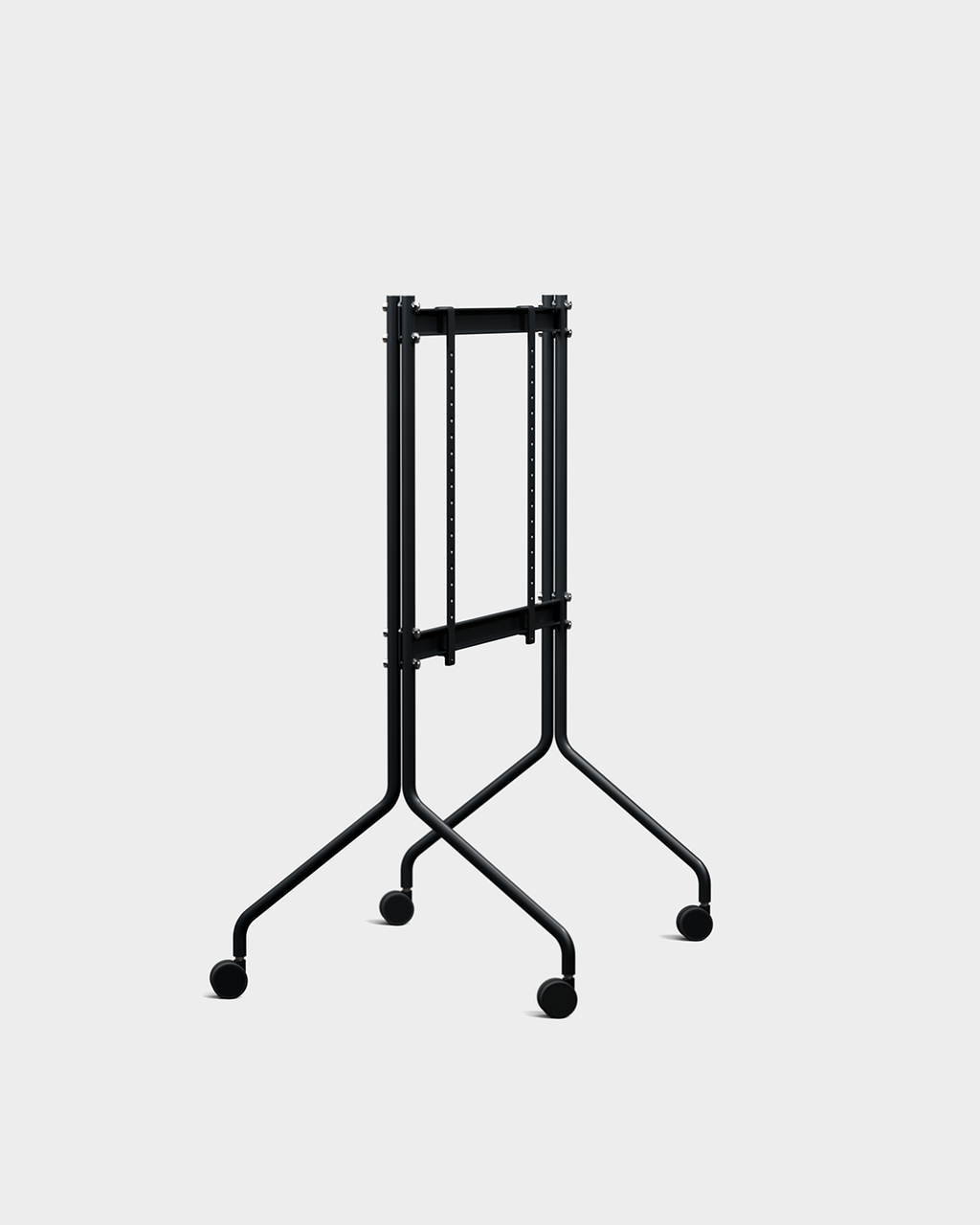 Moon in Charcoal, stand con ruote e schermo, packshot in studio su fondo grigio, vista di tre quarti