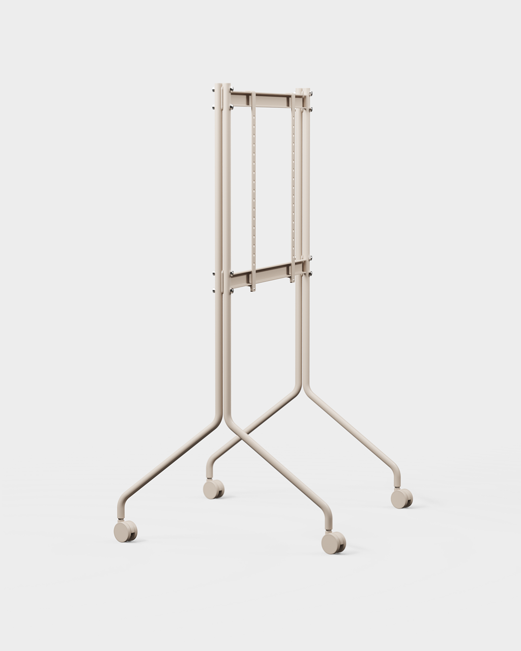 Supporto Moon Tall in Oat, vista angolata in studio, con grande TV a schermo piatto su gambe sottili con ruote
