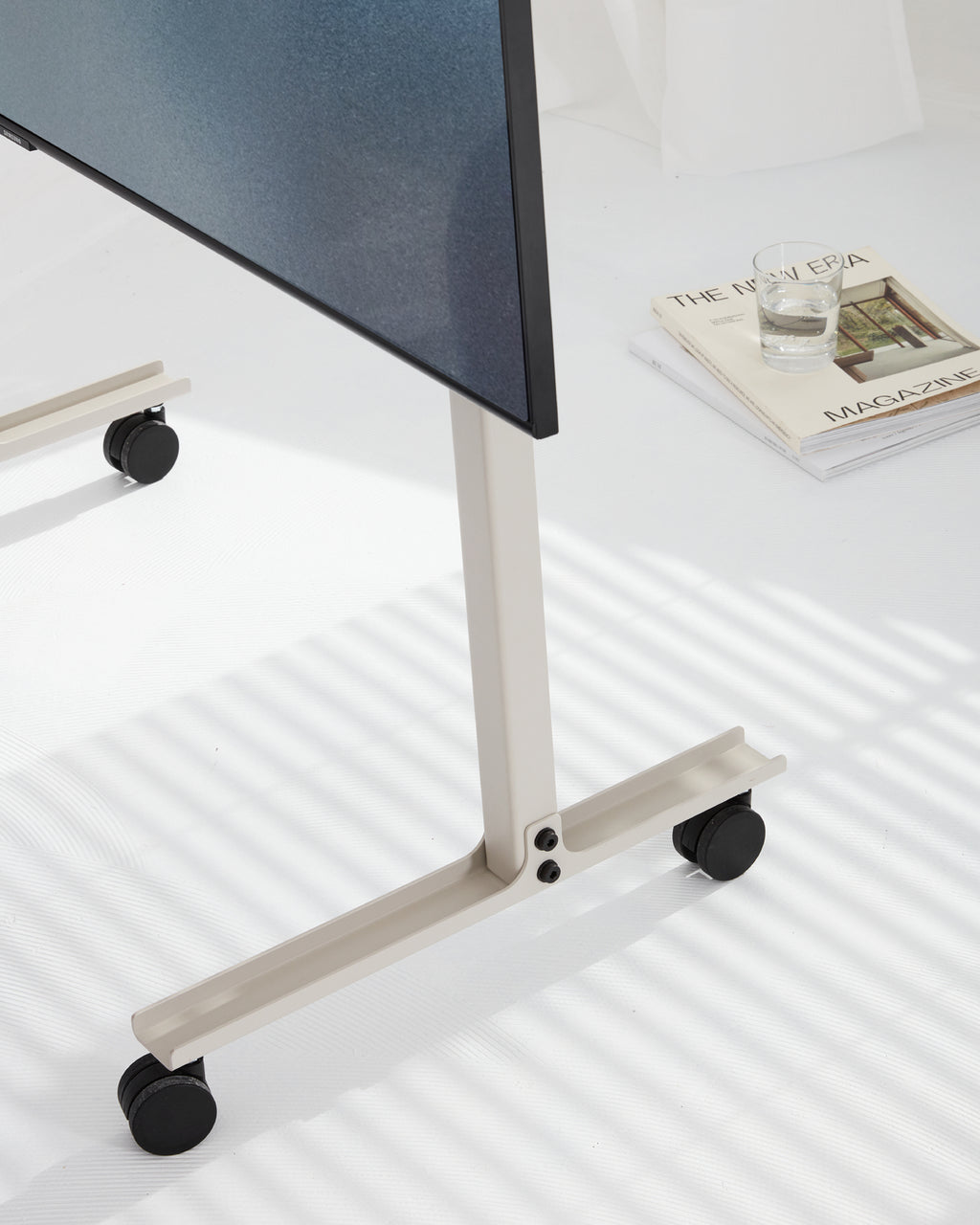 Pedestal Straight Rollin' Stands W/ Wheels 003 Mushroom